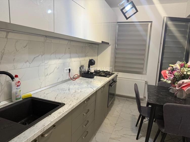AP. 3 CAMERE- PARCARE INCLUSA, BUCATARIE INCHISA, CENTRALA PROPRIE