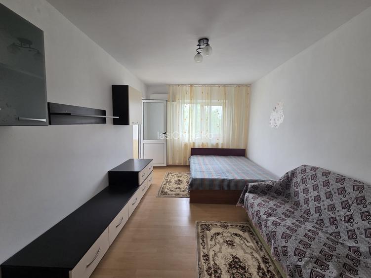 Apartament de inchiriat, 3 camere, decomandat, 60 mp, Dacia - 3