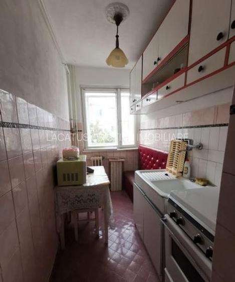 APARTAMENT 3 CAMERE SEMIDECOMANDAT CONFORT 2 ZONA KM 4-5 - 5