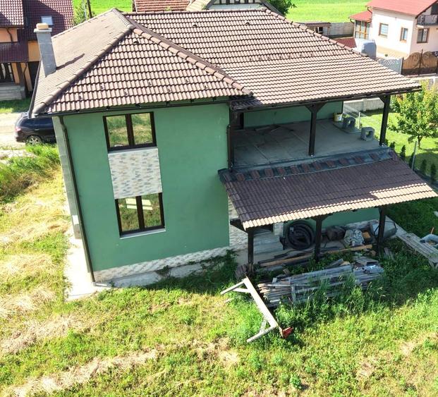 EXCLUSIVITATE|Casă individuală | 206 mp construiți | 800 mp teren