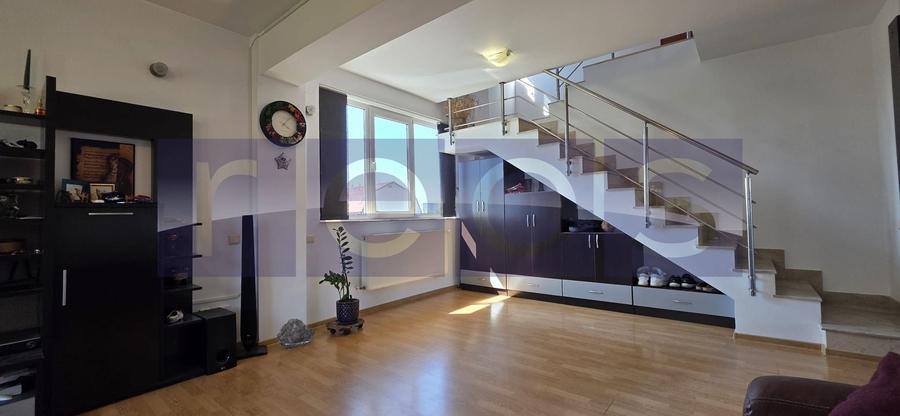 VANZARE DUPLEX 4 CAMERE DECOMANDAT- DRISTOR