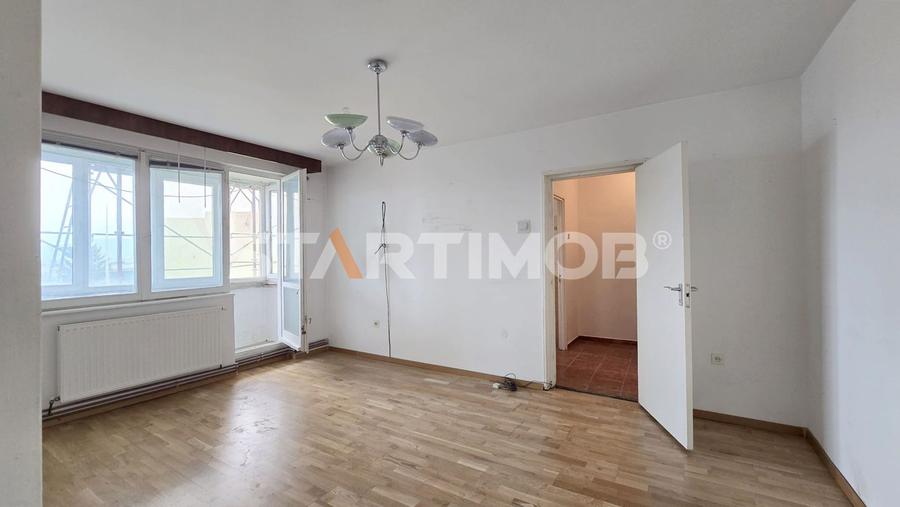 Apartament doua camere cu boxa zona Astra