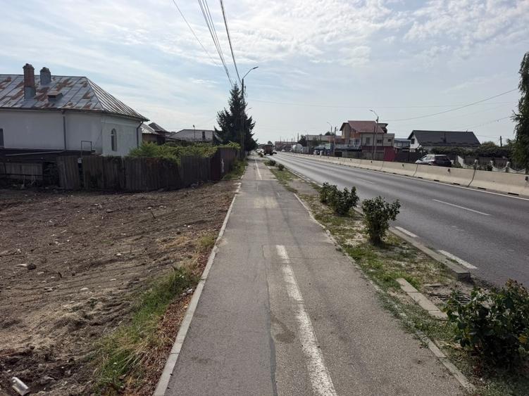 TEREN INTRAVILAN FOND STRADAL
