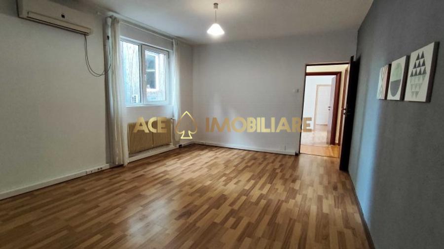 Spatiu Birouri | Alba Iulia | 6 camere | Centrala | Curte Proprie