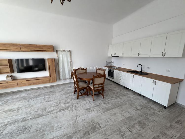 Apartament cu 3 camere și curte privată | Parcul central | Parcare - 2