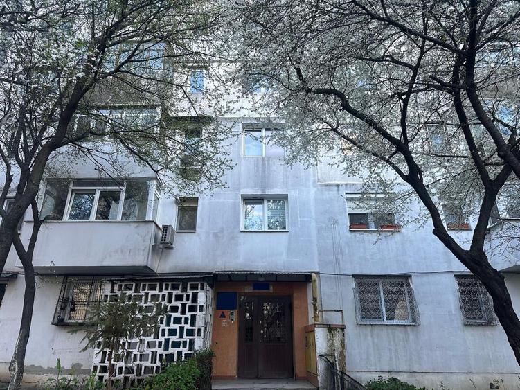 Apartament de 2 camere in zona Brancoveanu/2-Room Apartment in Brancoveanu area