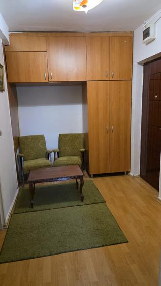 Nord,se vinde la parter,apartament decomandat 3 camere ,pret 78000 euro