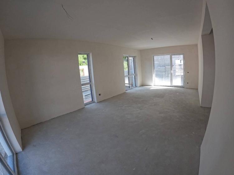 Duplex cu zonă de recreere în pădure, Florești – Tăuți