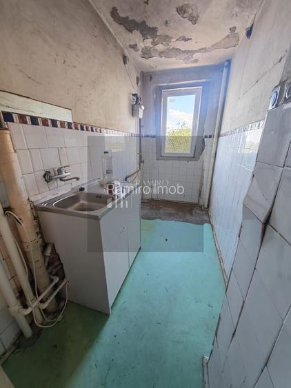 Apartament 2 camere decomandat Bloc Anvelopat Prelungirea Ghencea - 3