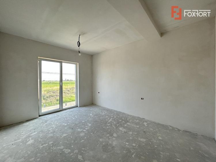 Duplex 4 camere si asfalt, Sacalaz - Parter + Etaj - ID V5368
