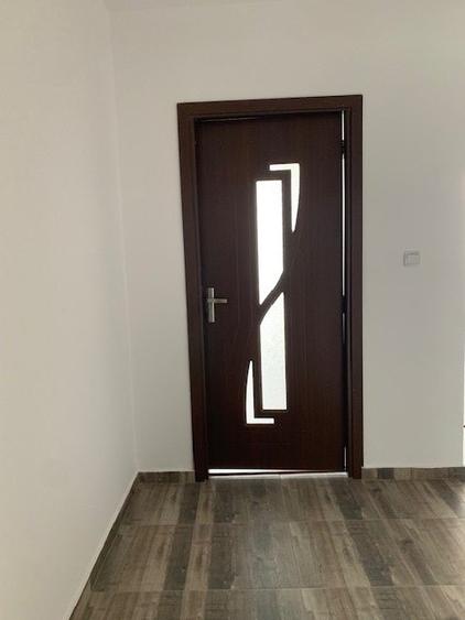 Apartament 2 camere Miroslava, 100 ml de statia de autobuz, str C-tin Langa 40