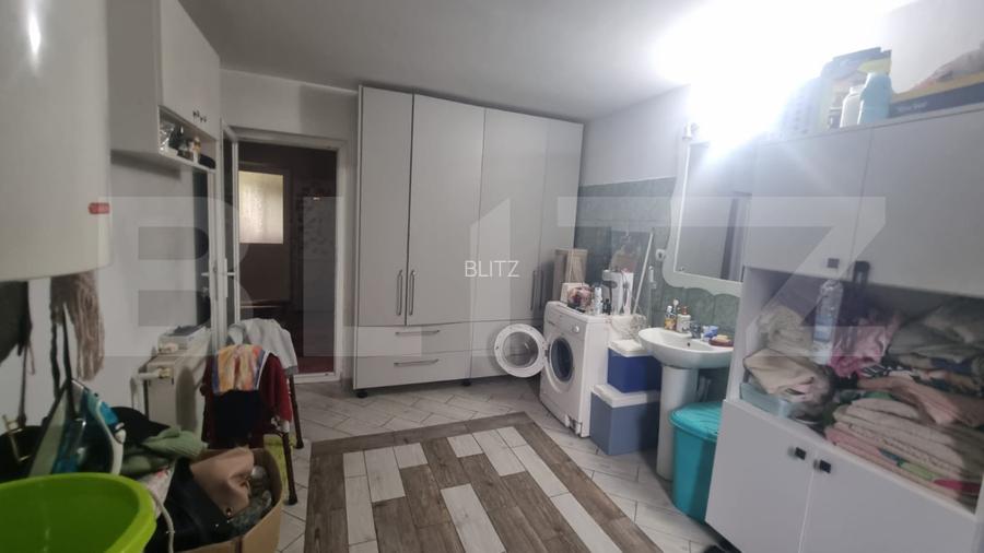 Casa 6 camere, 215 mp, 2300 mp curte, zona Horpaz