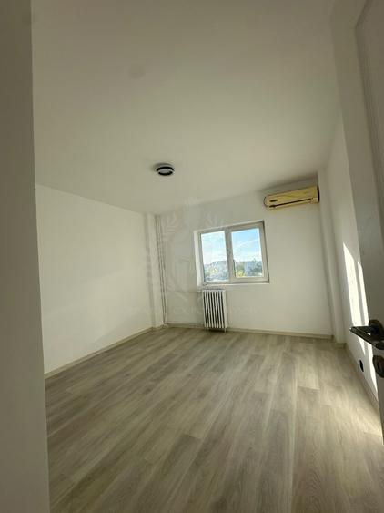 APARTAMENT 4 CAMERE // ZONA ENACHITA VACARESCU// 84 MP UTILI