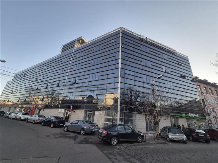 Spatiu comercial langa Metrou Muncii/Registrul Comertului
