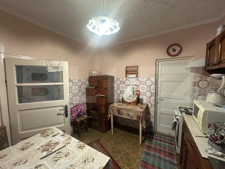 Casă de vânzare, 202 mp, teren 1.178 mp, zona Petin
