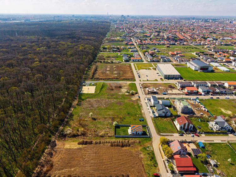 Teren construibil Dumbravita | langa Padurea Verde | Comision 0%