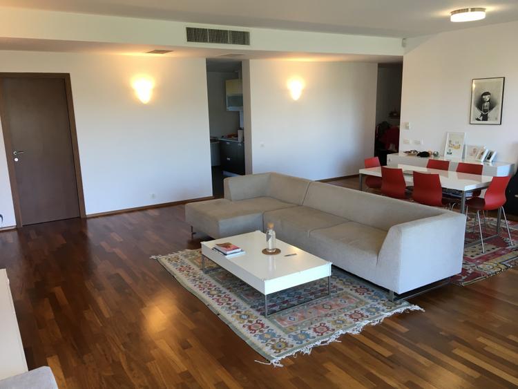 Apartament cu trei camere si doua locuri de parcare, in Baneasa Rezidential