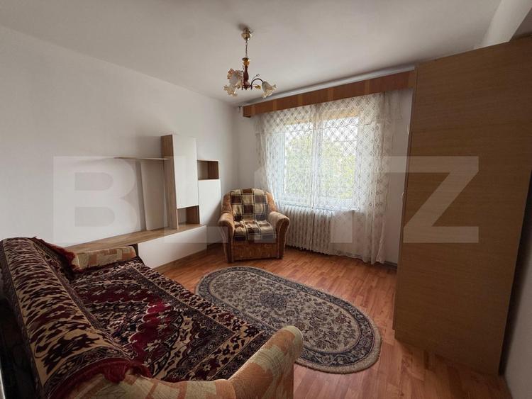 Apartament de inchiriat - 3 camere - Zona Unirii