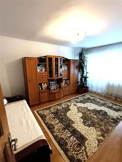INTRETINUT! Ap 2 camere Decomandat etaj 4, zona Obor