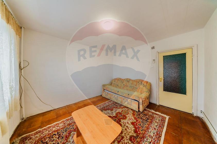 Apartament cu 3 camere de inchiriat in Aurel Vlaicu cu loc de parcare