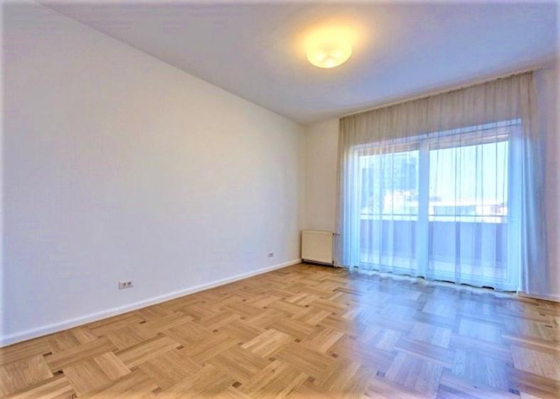 Apartament tip penthouse Primaverii