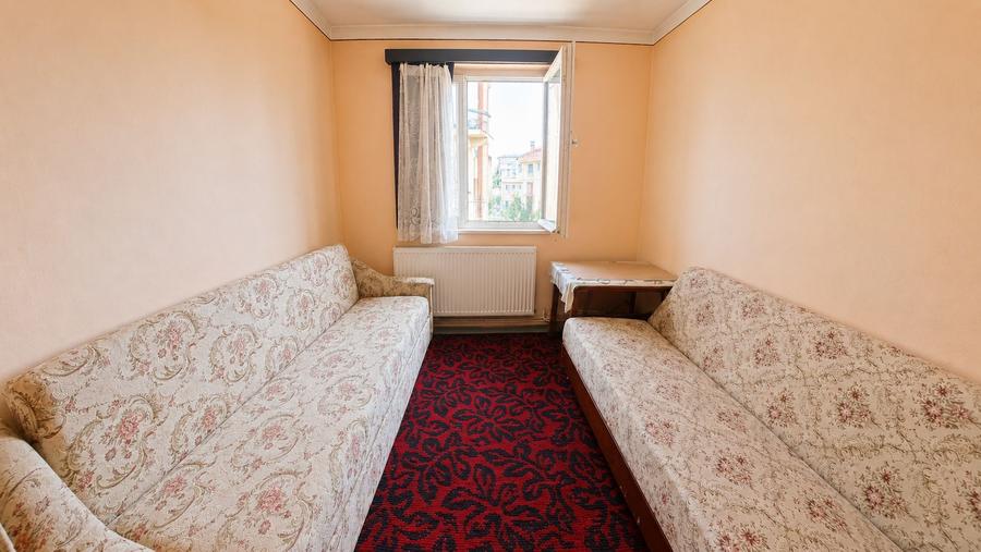 Apartament De Vanzare