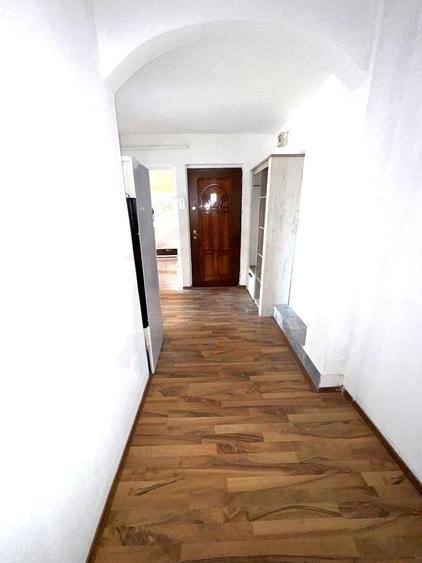 59.9oo euro, apartament 3 camere, decomandat, Micro 16