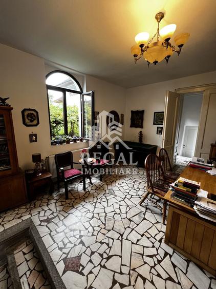 Spațiu de birouri de închiriat – Zona Centru Vechi | 30 mp