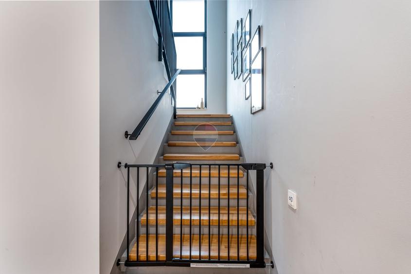 Duplex 4 camere, superfinisat, terasa, zona linistita in Someseni
