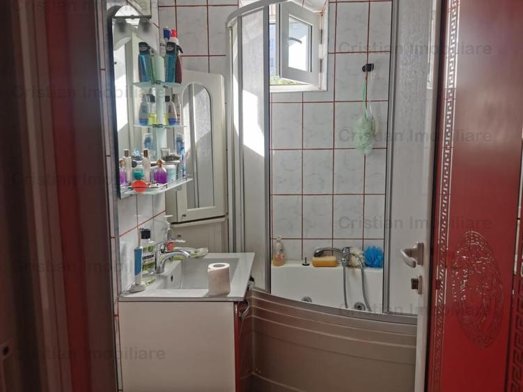 Decomandat Confort 1 SELECT Mobilat 3 cam etaj 3 Viziru 3