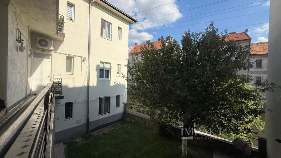 Apartament modern cu 2 camere in centrul orasului view spre somes