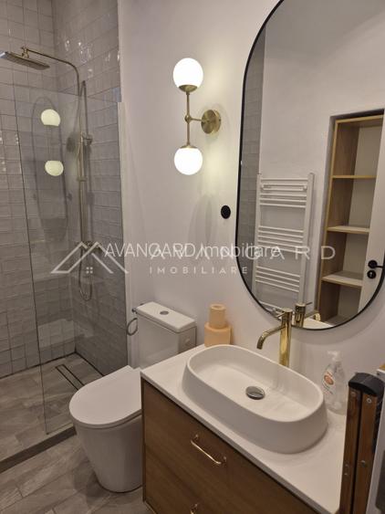 Apartament 2 camere decomandat, str. Motilor