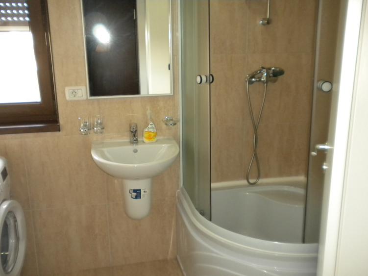 Apartament o camera bloc nou , centrala proprie