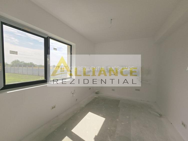 Vila individuala-280m de Lidl-760mp teren-beci-pod-gazon - 2