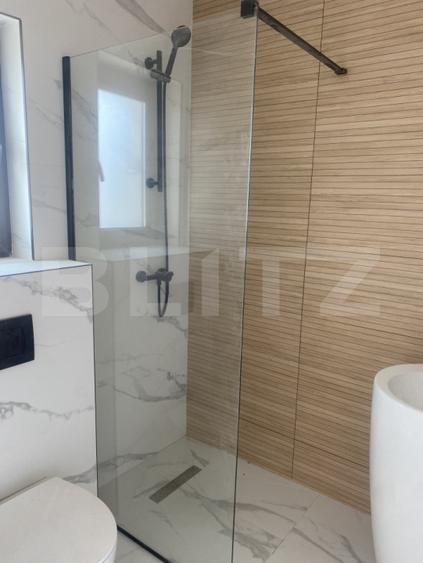 Casa in Ploiesti, 165 mp, 2 locuri de parcare + curtea privata.