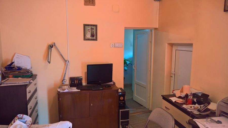 Apartament 3 camere in vila zona Colinei