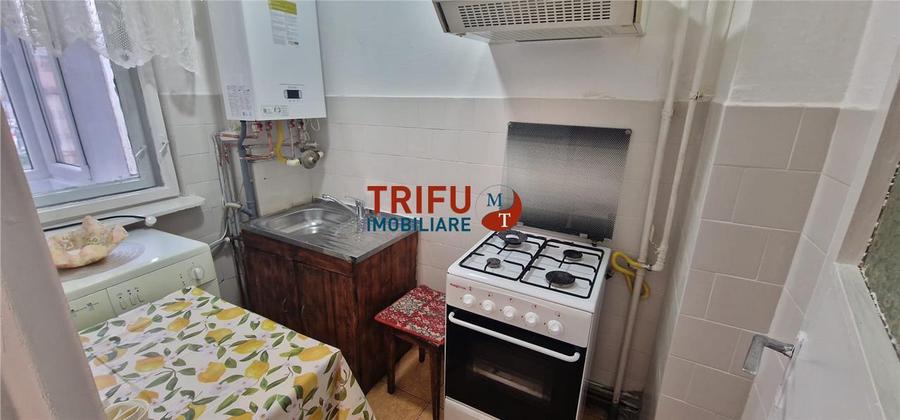 Garsoniera de inchiriat zona Cetae