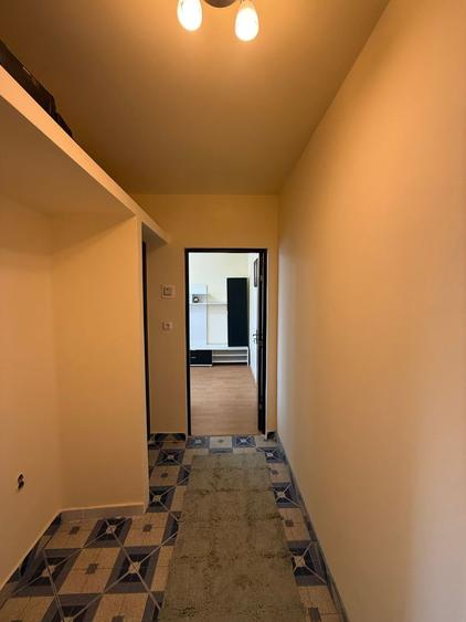 Apartament 2 camere 44 mp - mobilat/utilat nou - Plopeni Prahova