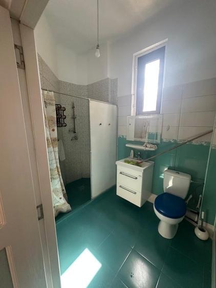 Apartament 5 camere| Unirii | Vila Interbelica| Metrou 13' | nemobilat