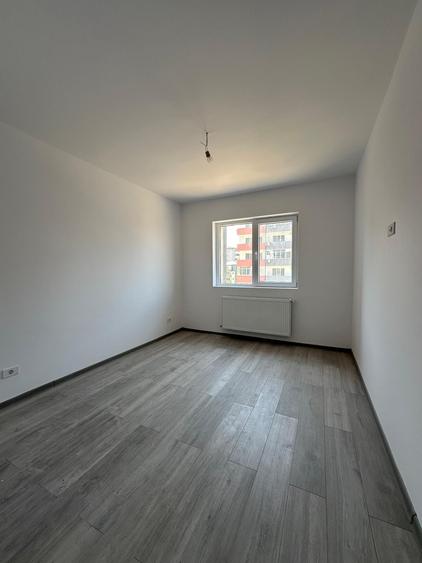 Apartament 2 camere decomandat/mutare rapidă/dublu acces metrou