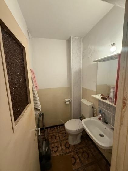 3 camere decomandat - etaj 1 - 80 mp - 2 bai- 124000 euro