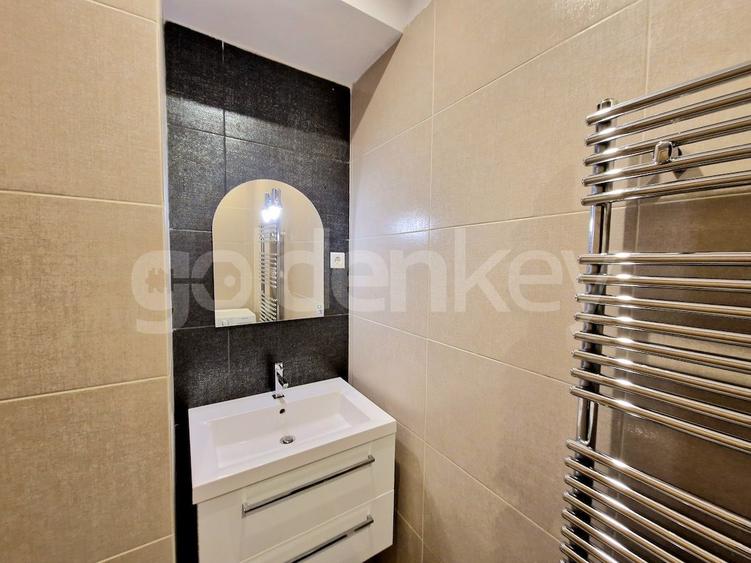 Apartament mobilat cu 2 camere | piscina | garaj