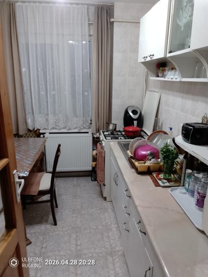 Apartament 4 camere, 94 mp, zona Valea Rosie
