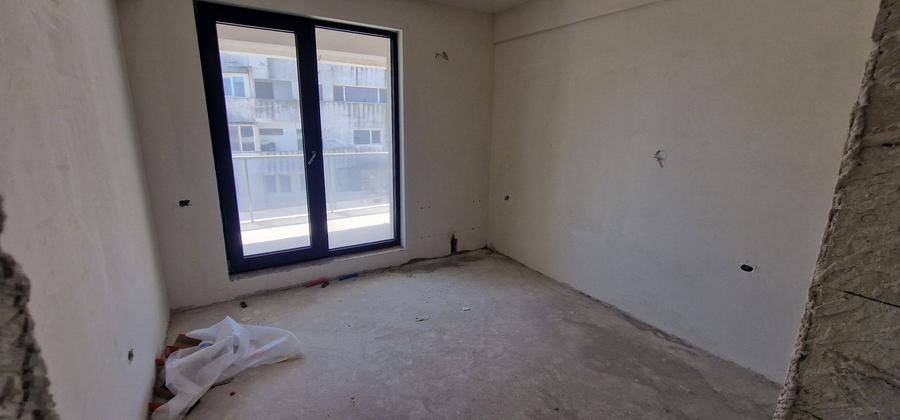 Faleza Nord apartament cu 3 camere, vedere la mare.