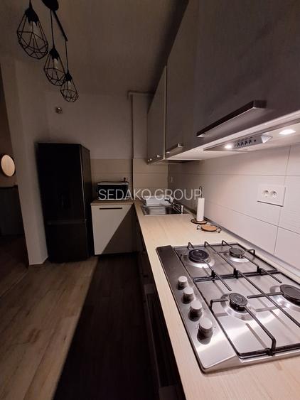 Prin Ag.Sedako- ap.2 cam, bloc IRIS SEDAKO, str.Armoniei - 16