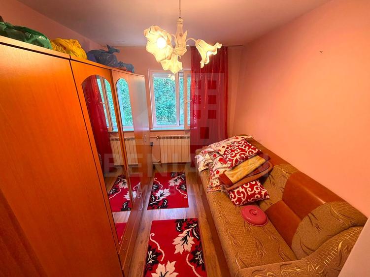 Apartament cu 3 camere - Craiovita Noua - etaj intermediar