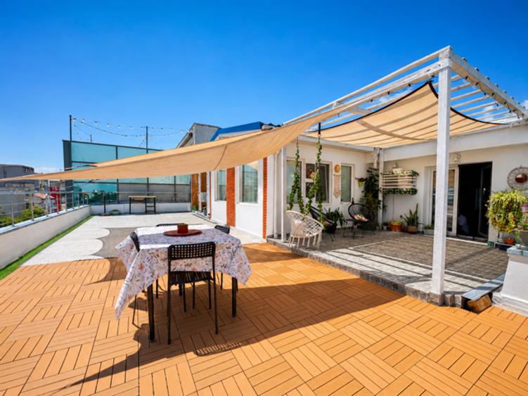 Apartament 3 camere + terasă 105 mp | Bulevardul Mamaia – Delfinariu