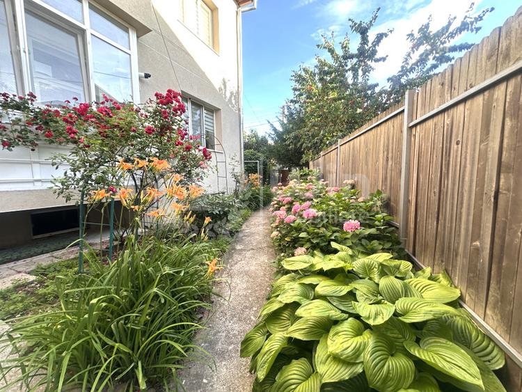 Apartament 2 camere | Etaj 1 | Garaj | Curte | Centru - Piata Cipariu