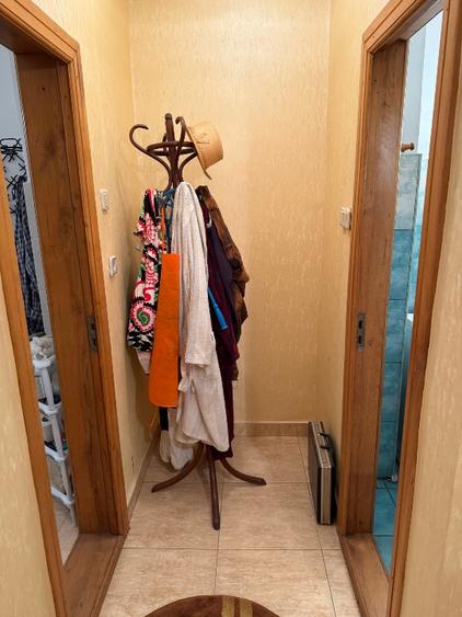 Apartament 3 camere de vanzare