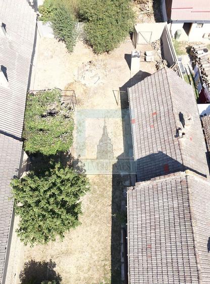 Casa 3 camere, beci ,teren 610 mp + grădină 620 mp-Loc. Cuciulata
